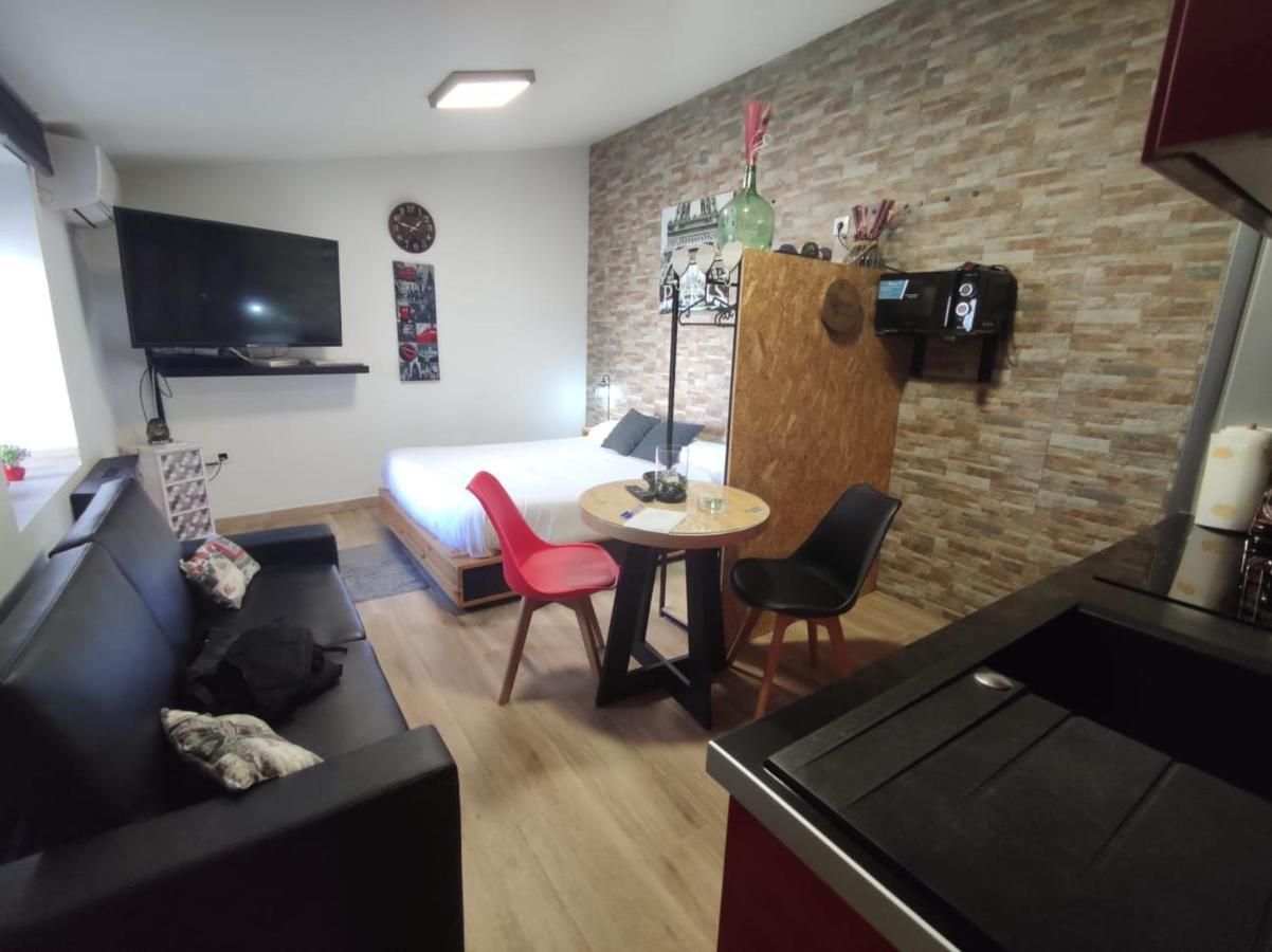 Casa Rural La Zzinetina Con Jacuzzi 콘스탄티나 외부 사진